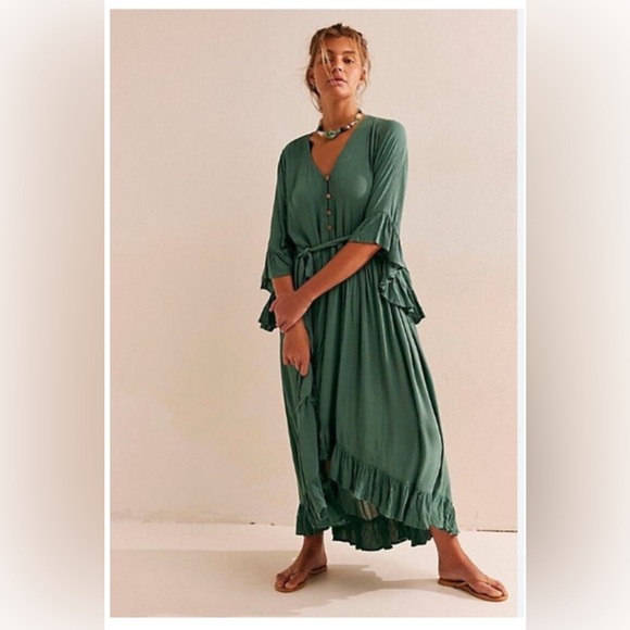 Free People Dresses & Skirts - Free People Selina Maxi Dress with Ruffle Sleeves